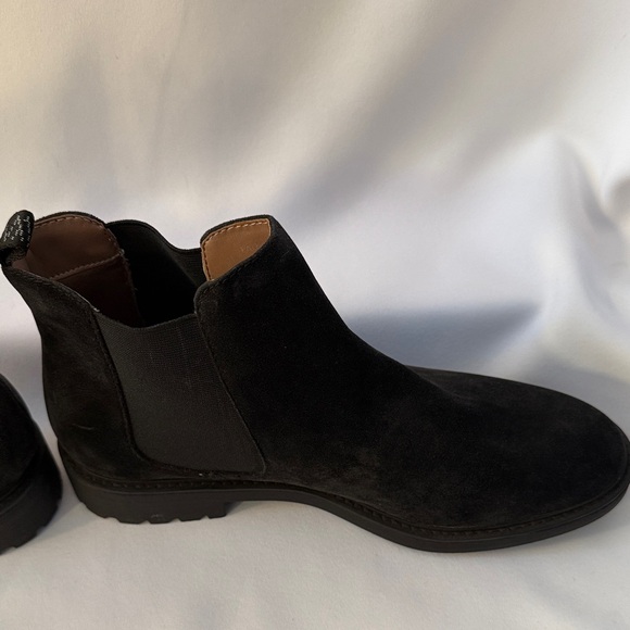 MATT AND NAT BLACK CHELSEA BOOTS - Picture 6 of 10